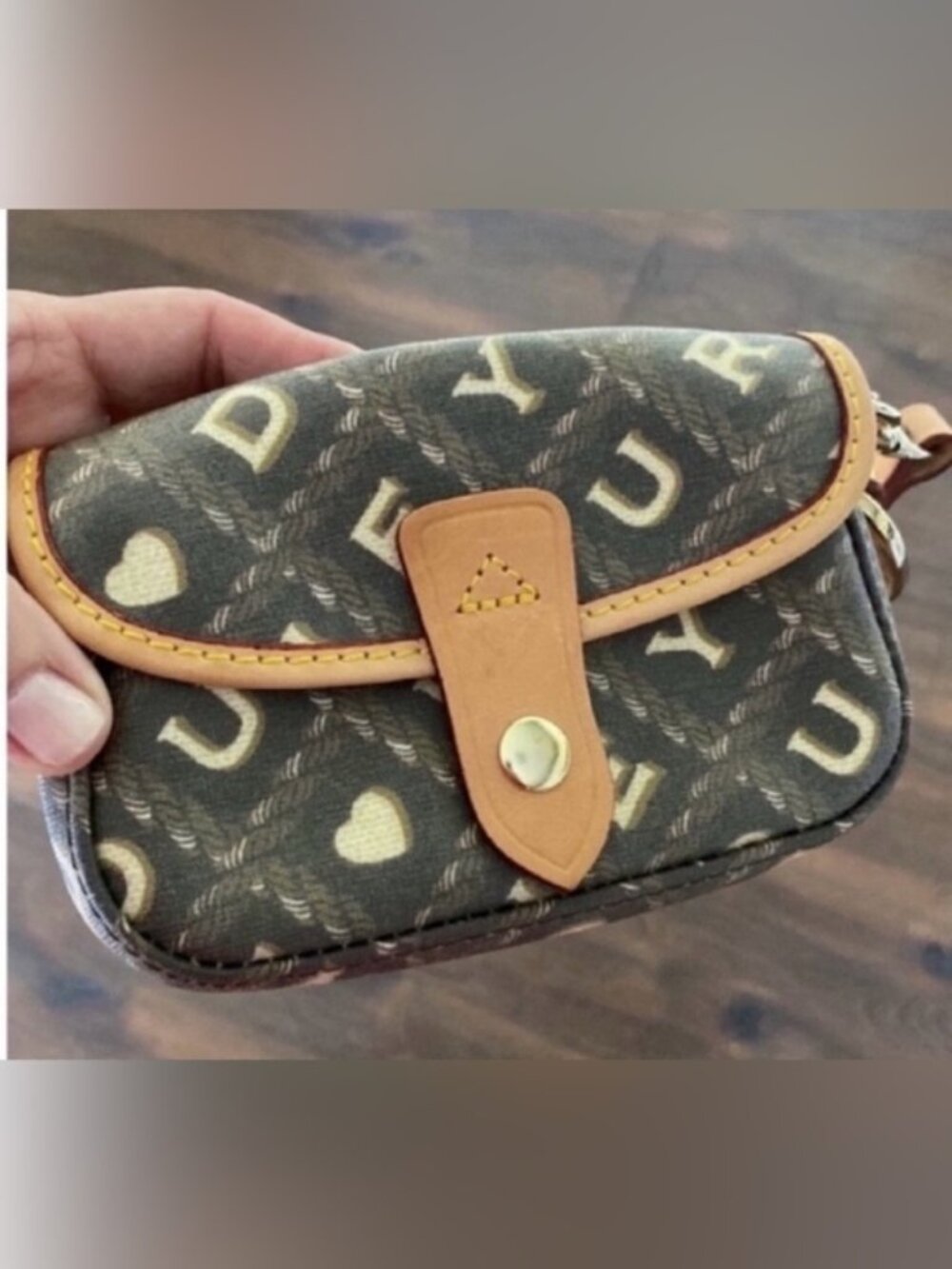 Dooney & Bourke Bag NWOT wristlet pouch wallet